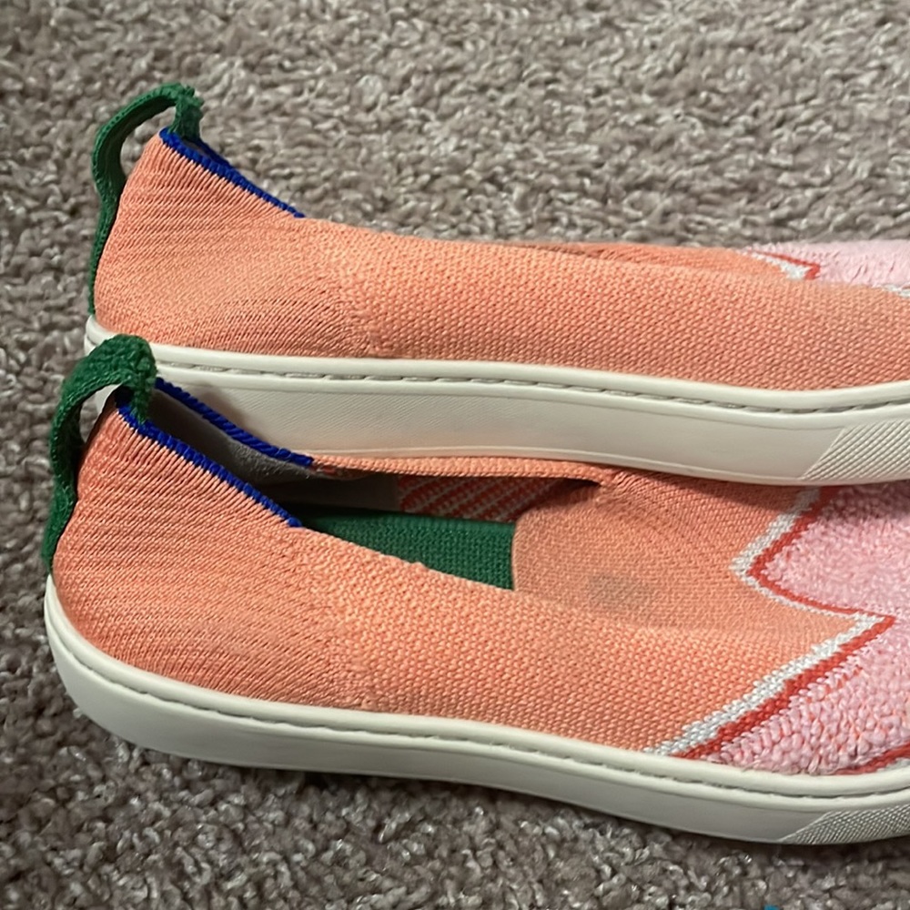 Kids Rothy’s size 3 - Picture 3 of 4